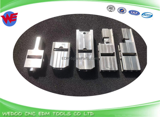 3087882 3082521 ALN AQ AQ400 Slide Block For Upper Die Block Sodick EDM Bracket
