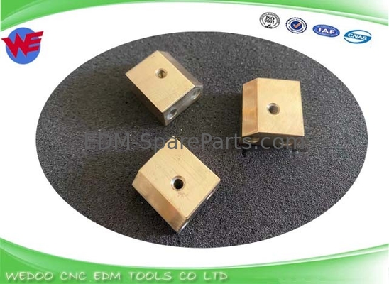 20EC090A401 Block Pusher Energizing 23.5*22*12MM Brass Material Makino EDM Parts
