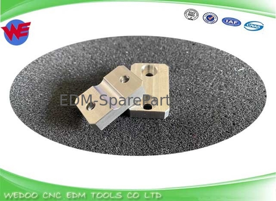135018604 PRESSURE PLATE Charmilles  WHISTLE DAMPING WIRE DRIVE  20*30*7TMM